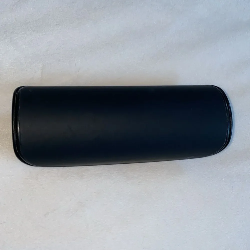 Armani‎ Exchange eye/sun glasses case